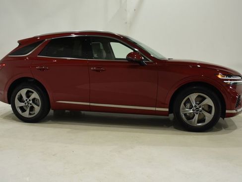 New 2026 Genesis GV70 2.5T Advanced image 3