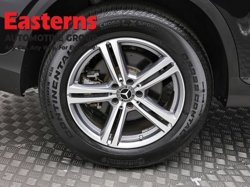 Used 2021 Mercedes-Benz GLC 300 4MATIC w/ Multimedia Package image 31