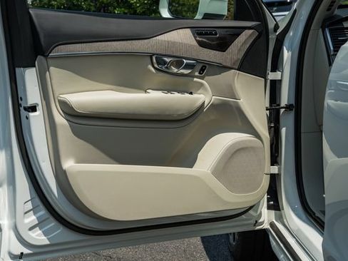 Certified 2023 Volvo XC90 T8 Ultimate AWD/4WD image 36