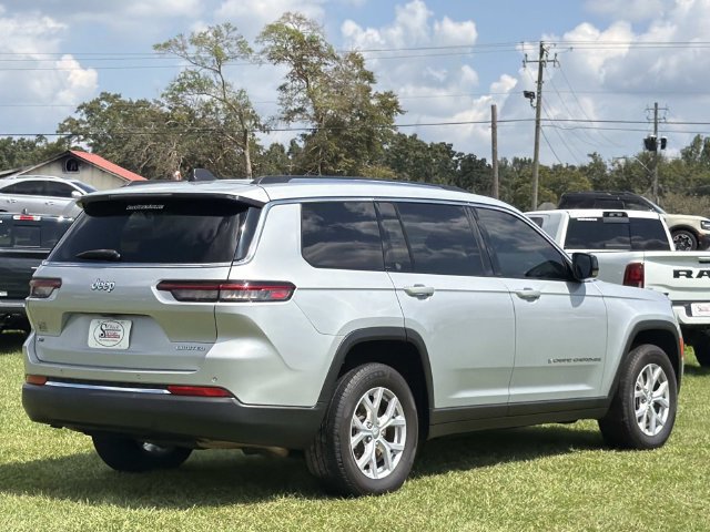 Used 2022 Jeep Grand Cherokee L Limited RWD image 6