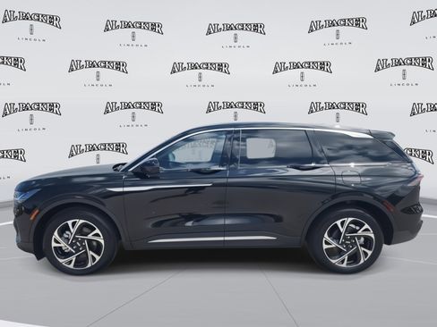 New 2025 Lincoln Nautilus Premier w/ Equipment Group 102A image 2