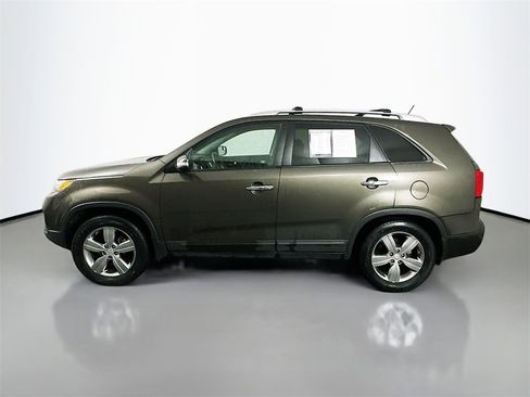 Used 2013 Kia Sorento EX image 4