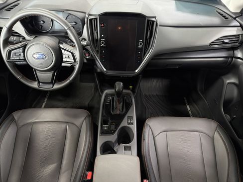 Certified 2024 Subaru Crosstrek 2.5i Limited w/ Crosstrek Mirror Package image 11