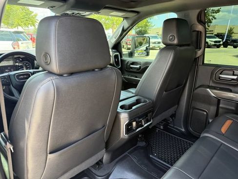 Used 2022 GMC Sierra 2500 AT4 w/ AT4 Preferred Package AWD/4WD image 27