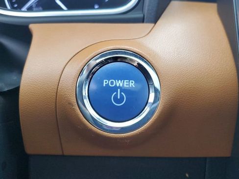 Used 2019 Toyota Avalon Limited w/ Advanced Safety Package FWD image 31