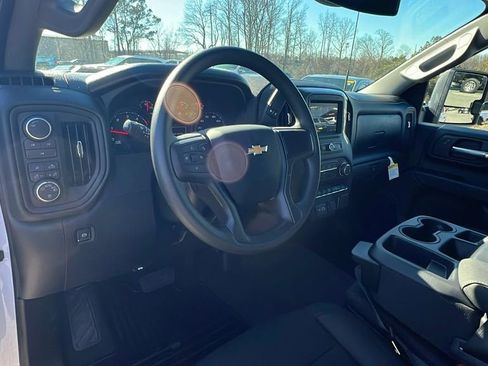 New 2026 Chevrolet Silverado 2500 Custom w/ Custom Value Package image 18