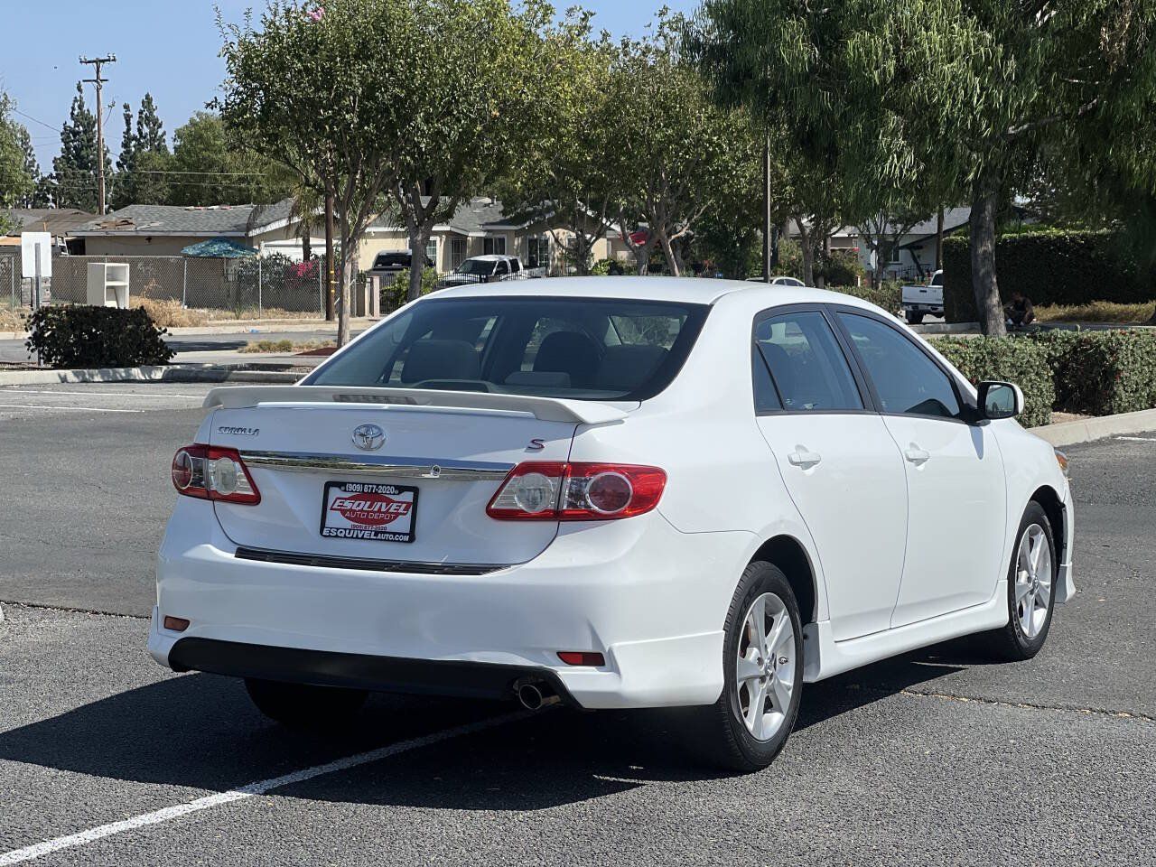 Used 2013 Toyota Corolla S FWD image 4