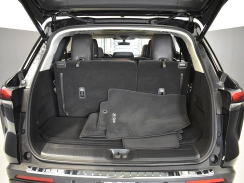 Used 2025 INFINITI QX60 Pure w/ Cargo Package AWD/4WD image 38