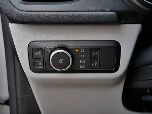 Used 2024 Ford Escape SE FWD image 17
