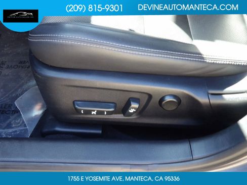 Used 2014 Lexus IS 250 w/ Navigation Package image 14