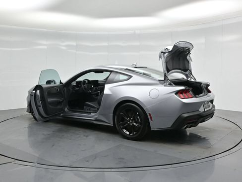 Used 2025 Ford Mustang GT RWD image 30