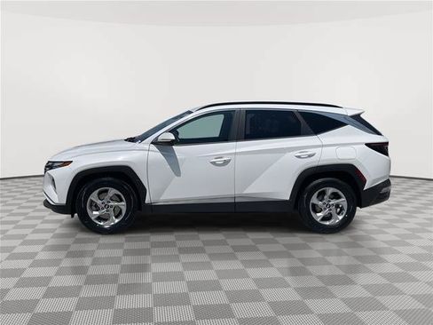 Used 2022 Hyundai Tucson SEL w/ Cargo Package FWD image 2