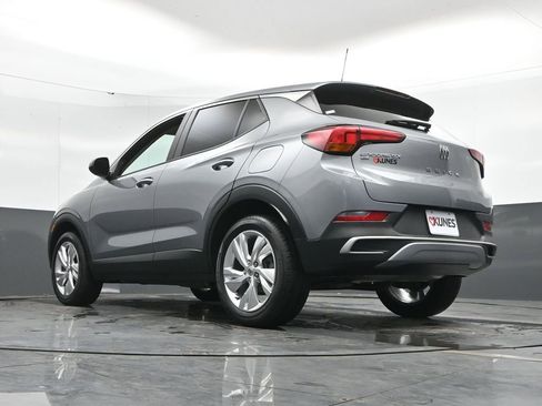 Used 2025 Buick Encore GX Preferred AWD/4WD image 46
