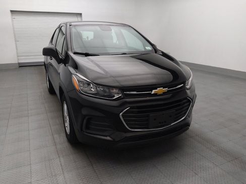 Used 2020 Chevrolet Trax LS w/ LPO, Cargo Package FWD image 14