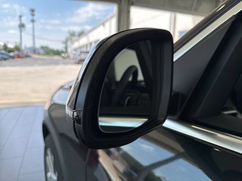 New 2026 BMW X5 xDrive40i w/ Climate Comfort Package AWD/4WD image 13