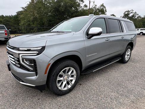 New 2026 Chevrolet Suburban Premier w/ Sun And Tow Package image 17