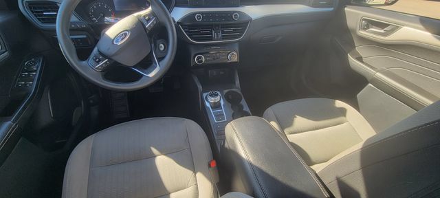 Used 2022 Ford Escape S AWD/4WD image 11