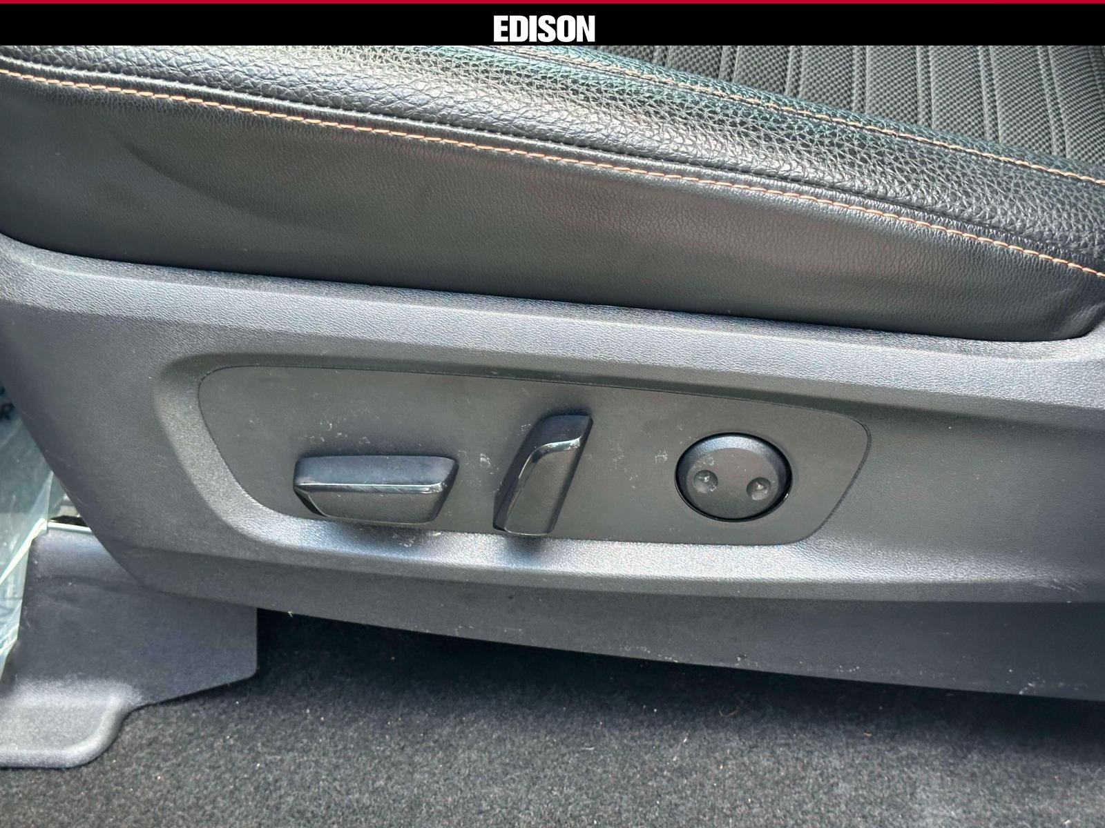 Used 2023 Nissan Pathfinder Rock Creek AWD/4WD image 19