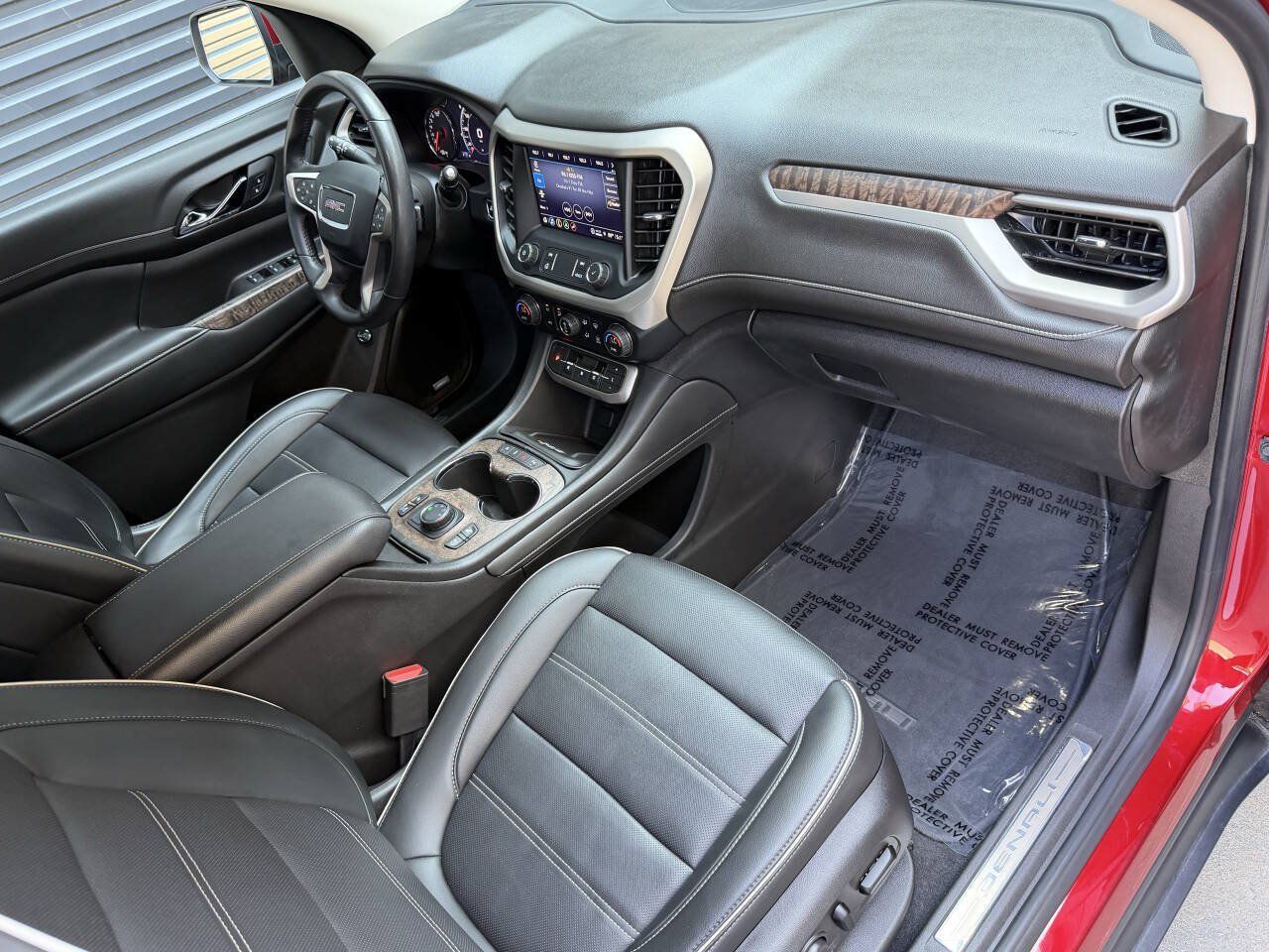 Used 2021 GMC Acadia Denali w/ Denali Ultimate Package AWD/4WD image 22