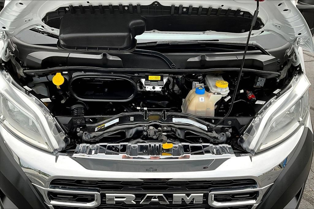 Used 2025 RAM ProMaster 2500 w/ U-Haul Equipment Group FWD image 25