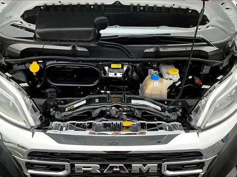 Used 2025 RAM ProMaster 2500 w/ U-Haul Equipment Group FWD image 25