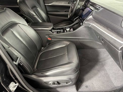 Used 2021 Jeep Grand Cherokee L Limited image 18