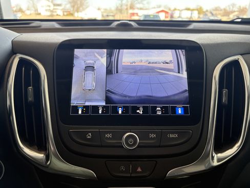 Used 2024 Chevrolet Equinox LT image 16