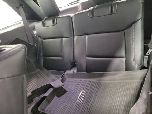 Used 2020 Ford Explorer XLT w/ Equipment Group 202A AWD/4WD image 13