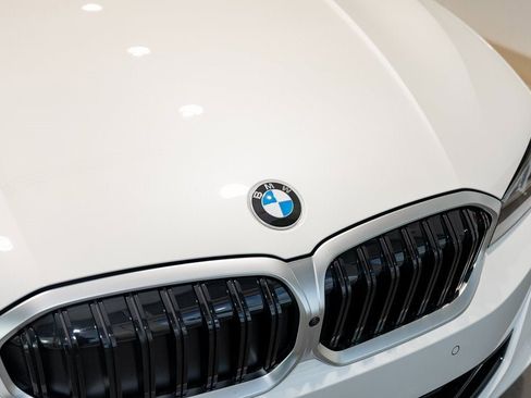 New 2026 BMW 330i xDrive Sedan w/ Premium Package image 7