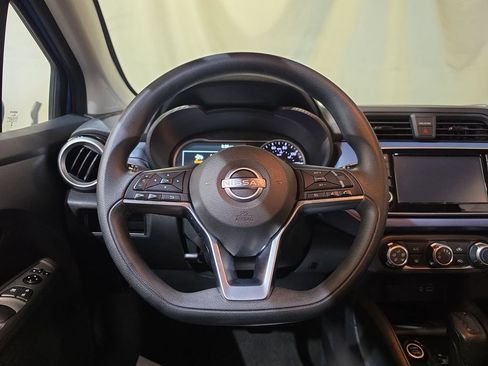 Used 2024 Nissan Versa SV FWD image 11