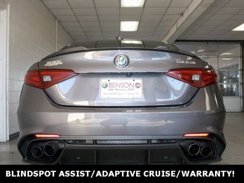Used 2018 Alfa Romeo Giulia Quadrifoglio w/ Driver Assist Dynamic Package image 5