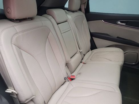 Used 2018 Lincoln MKX Reserve image 19