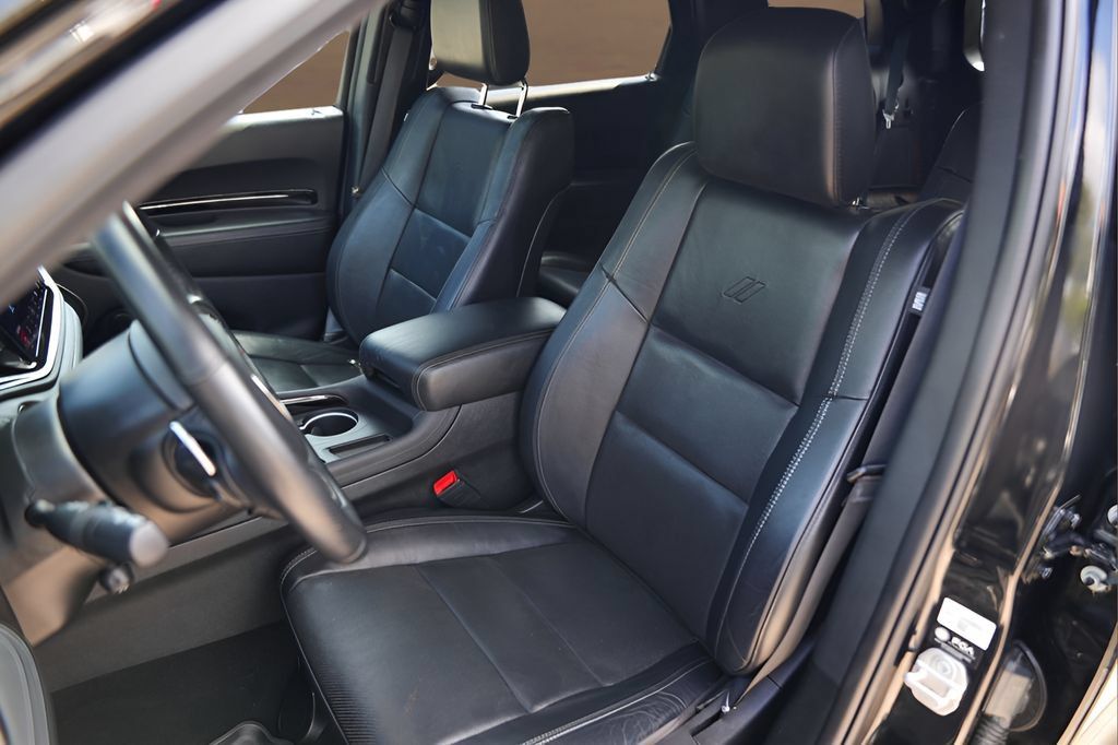 Used 2022 Dodge Durango Citadel RWD image 7