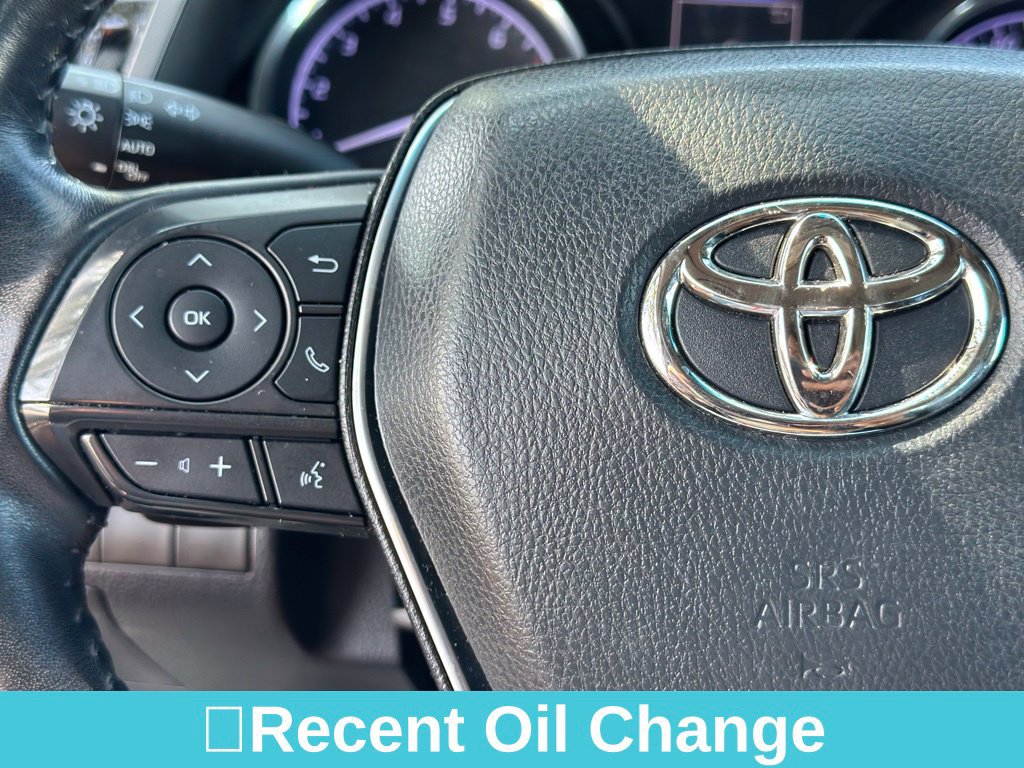 Used 2020 Toyota Camry SE FWD image 19