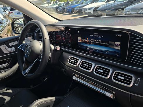 Used 2026 Mercedes-Benz GLE 350 4MATIC image 11
