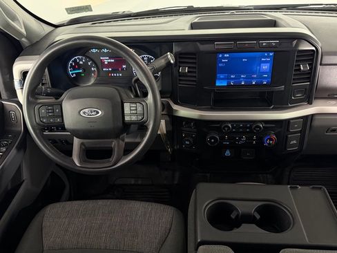 Used 2024 Ford F250 XLT w/ FX4 Off-Road Package AWD/4WD image 13