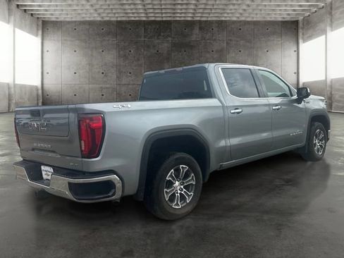 Used 2024 GMC Sierra 1500 SLT AWD/4WD image 5