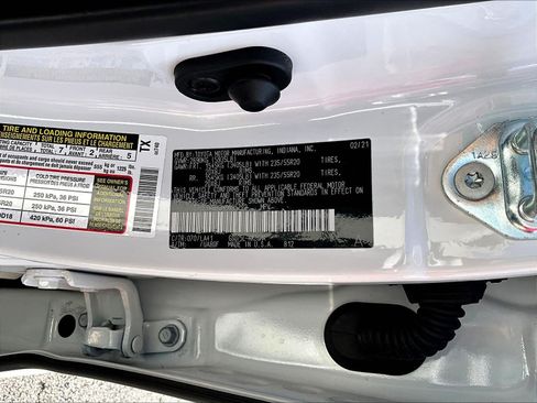 Used 2021 Toyota Highlander Platinum AWD/4WD image 19