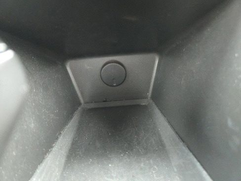 Used 2017 Chevrolet Equinox LT w/ Convenience Package image 14