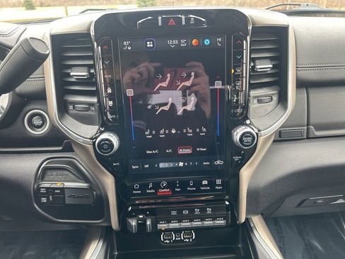 Used 2023 RAM 2500 Laramie image 29