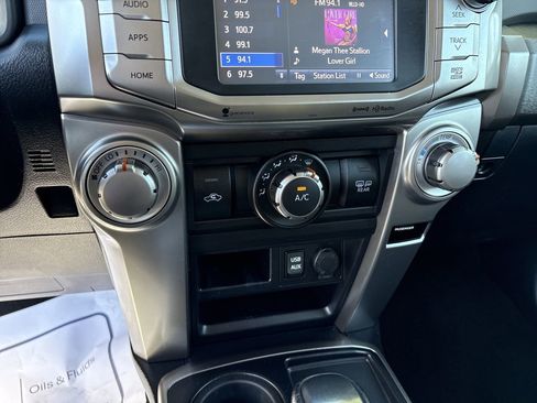 Used 2019 Toyota 4Runner SR5 image 31