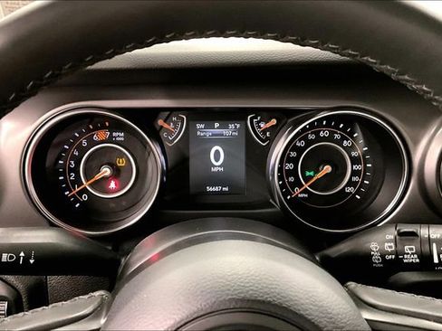 Used 2021 Jeep Wrangler Sport S image 26