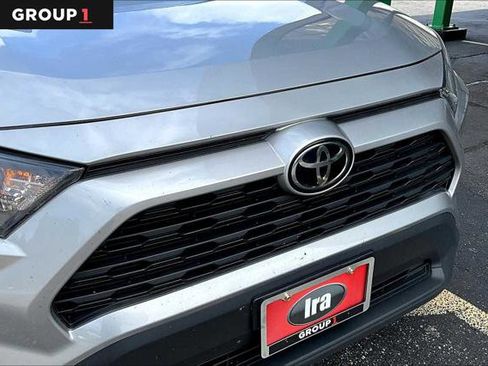 Certified 2022 Toyota RAV4 LE image 29