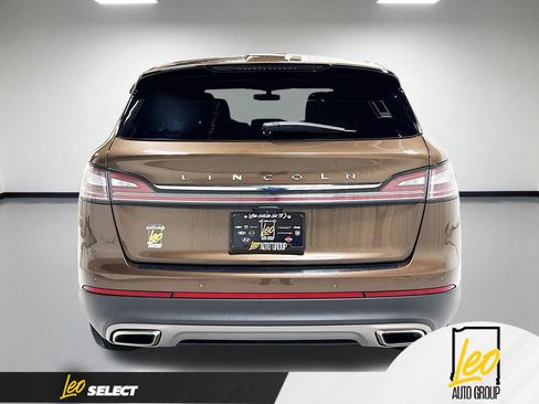 Used 2022 Lincoln Nautilus Reserve w/ Equipment Group 201A AWD/4WD image 8