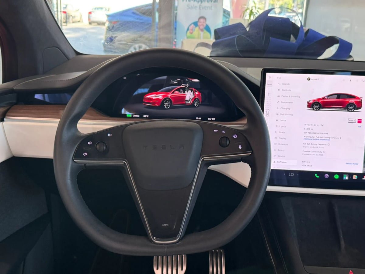 Used 2023 Tesla Model X AWD/4WD image 40