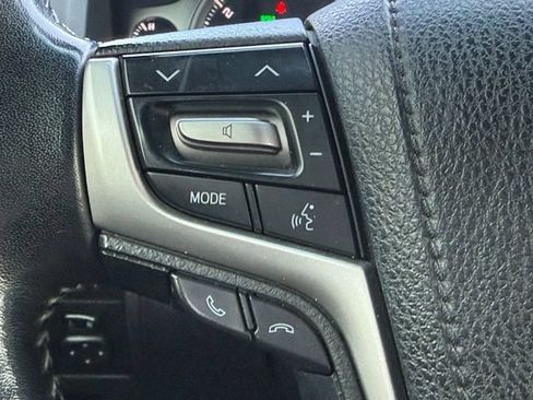Used 2018 Toyota Land Cruiser w/ Preferred Accessory Package AWD/4WD image 24