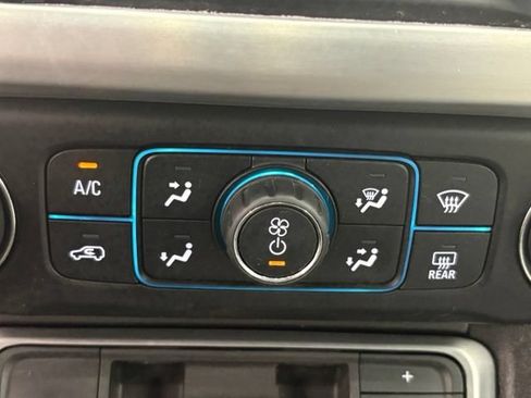 Used 2021 GMC Acadia SLE w/ Driver Convenience Package FWD image 32