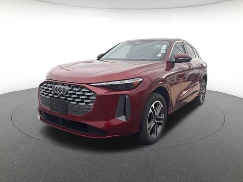 New 2025 Audi Q5 Premium image 1