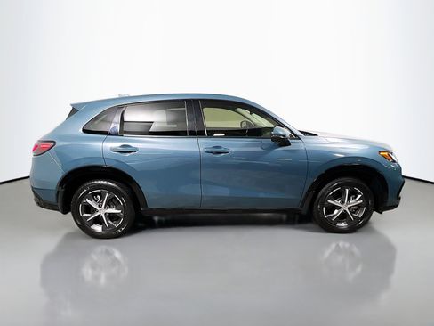 Used 2024 Honda HR-V EX-L image 3