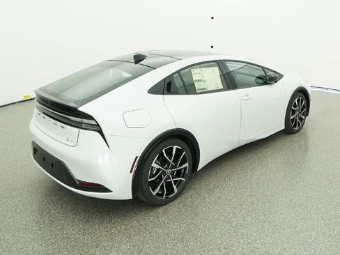 New 2026 Toyota Prius XSE Premium image 9